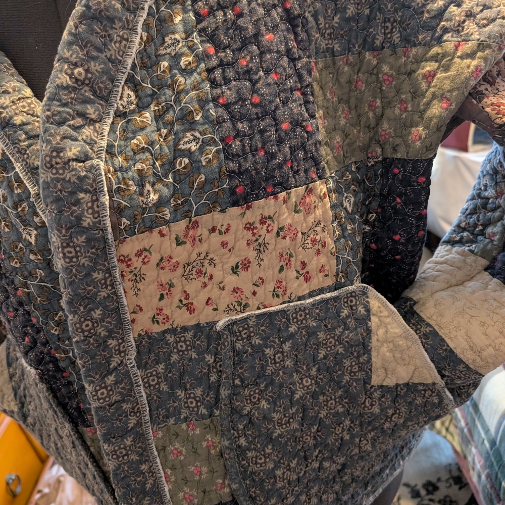 Patchwork Quilted Women's Sweater - Picture 2 of 7